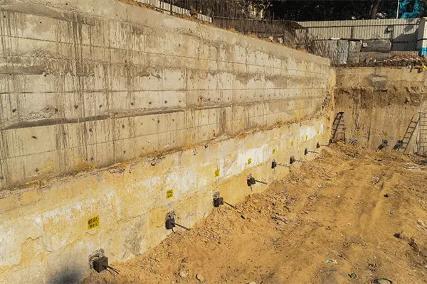 An image of an excavated area with anchoring done for diaphragm wall